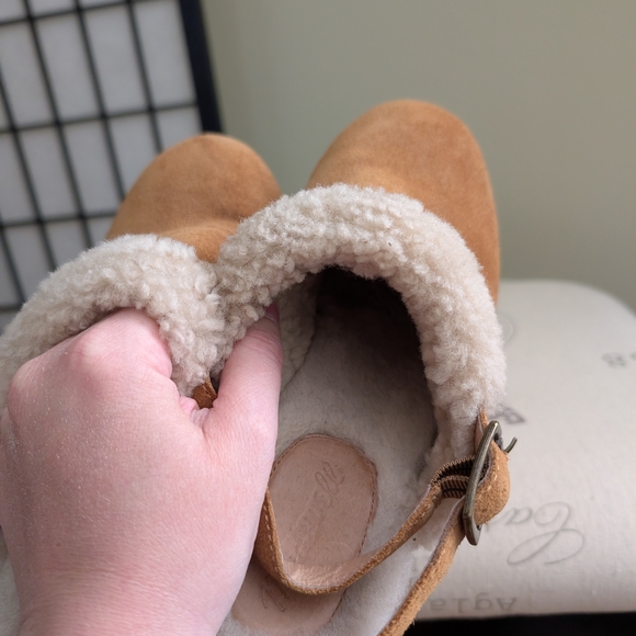 Not Available - Picture 3 of 12